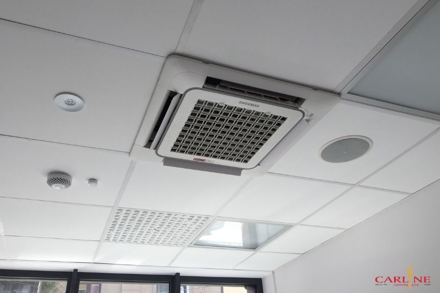 Systemy klimatyzacji przemysłowej do zastosowań komercyjnych - klimatyzatory kasetonowe